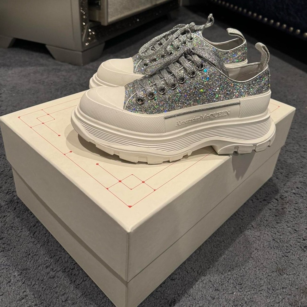 Silver glitter Alexander McQueen thread slick sneakers